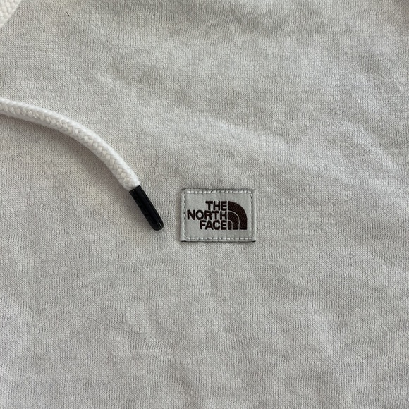 North Face Ivory Hoodie - Picture 3 of 10